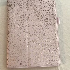 iPad case & Ultra-clear Tempered Screen protector